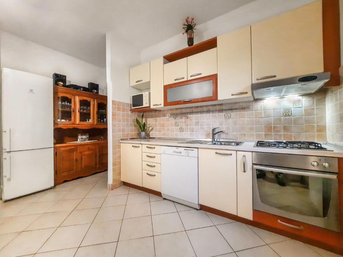 Holiday Home Mihovilka By Interhome Свети-Филип-и-Яков Экстерьер фото